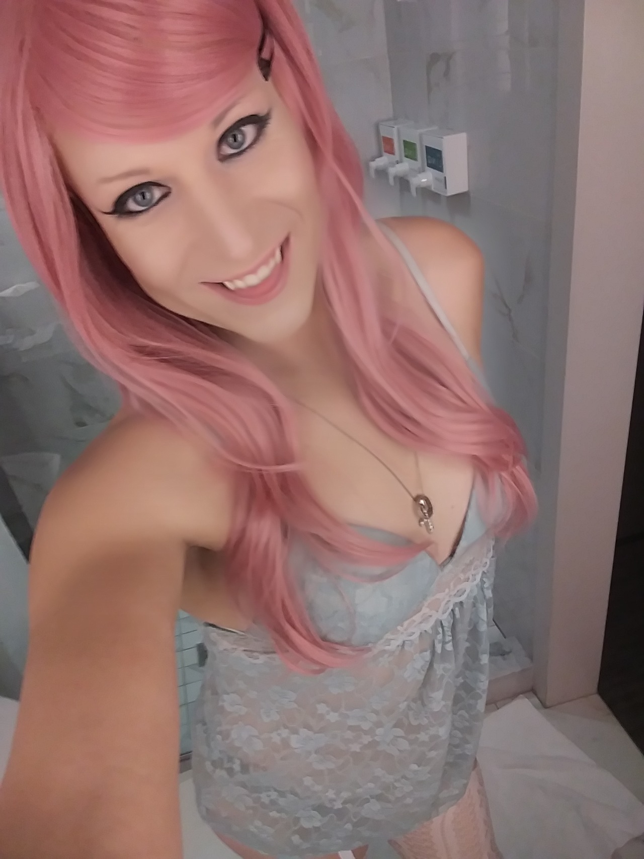 andiannscarlett:Vegas baby Andi is here 😍😍😍😍😍😍😍😍😍  