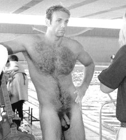 randydave69:  vintagemalebeefcake:  PHOTO # 3164  Vintage man is amazingly HOT! From a BIG SEXY hot men blog: http://madtown52761.tumblr.com/    