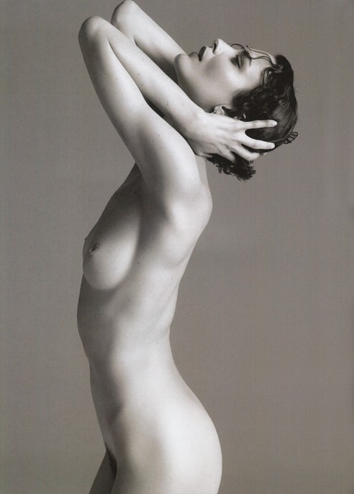 ourbreasts:Shalom Harlow, fashion model and actress, and her gorgeous inverted nipples.