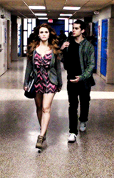stiles-lydia:  lydia look at me. you’re gonna get through this.
