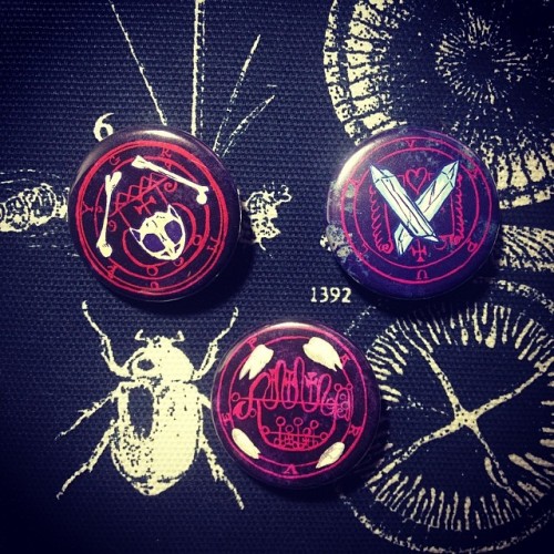 vreniwasaman: for all your summoning needs, #buttons for #zinefeast