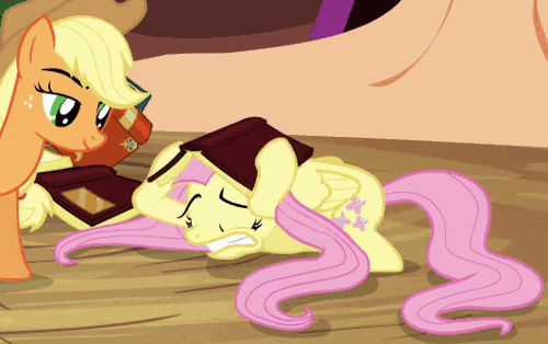 rawrmage:  some fluttershy from magic duel  Not a big fan of the episode, but Flutters is just proving that she can even be adorable in sub-par episodes. <3