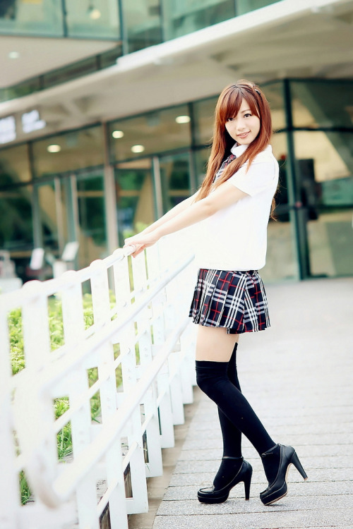Perfect Schoolgirl - Zheng Ru Yin (鄭如吟) 