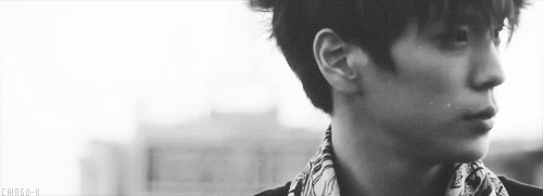 (ღ˘⌣˘ღ)