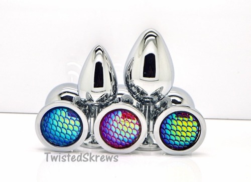 XXX twistedskrews:  MERMAID plugs are here! For photo