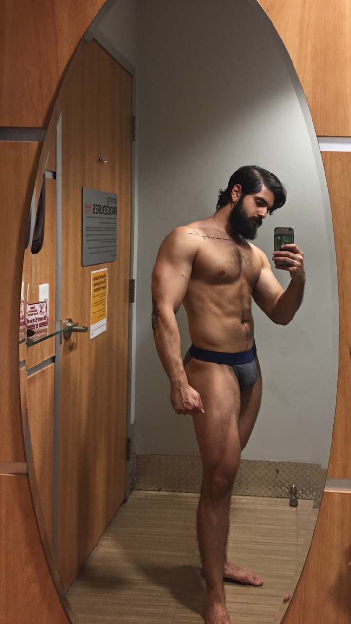 therealtomtoms:    📷💥 Durcek 💦 