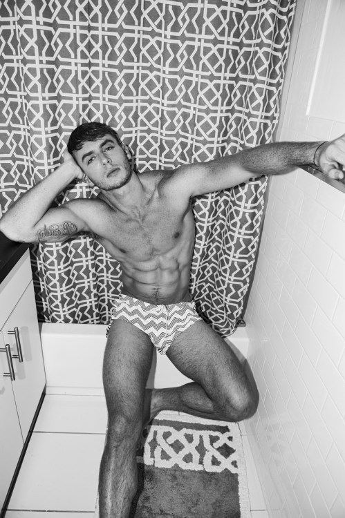 Porn :  Patrick Frost by Daniel Rosenthal | 1 | 2 | 3 photos