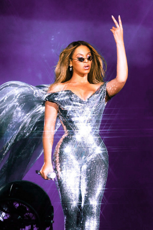 beyhive4ever:On the Run II Tour: Santa Clara, California (Sept. 29, 2018)