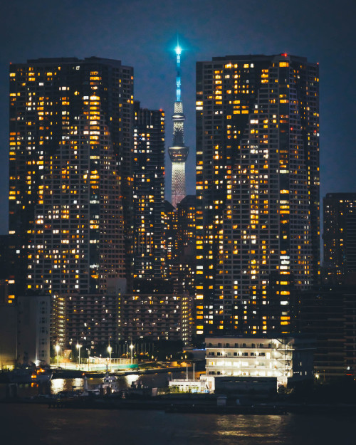 takashiyasui:Tokyo skytree porn pictures