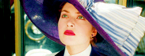 wekk:Kate Winslet as Rose DeWitt Bukater in Titanic (1997) dir. James Cameron.