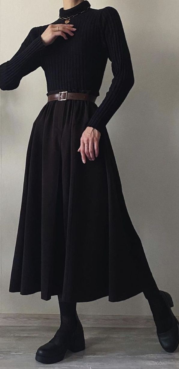 Who Else Would Conveniently Discorporate If Crowley Shows Up In Anything Like This In S3?