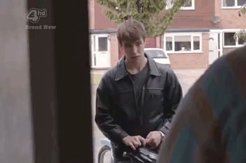 el-mago-de-guapos:My Mad Fat Diary 1x02