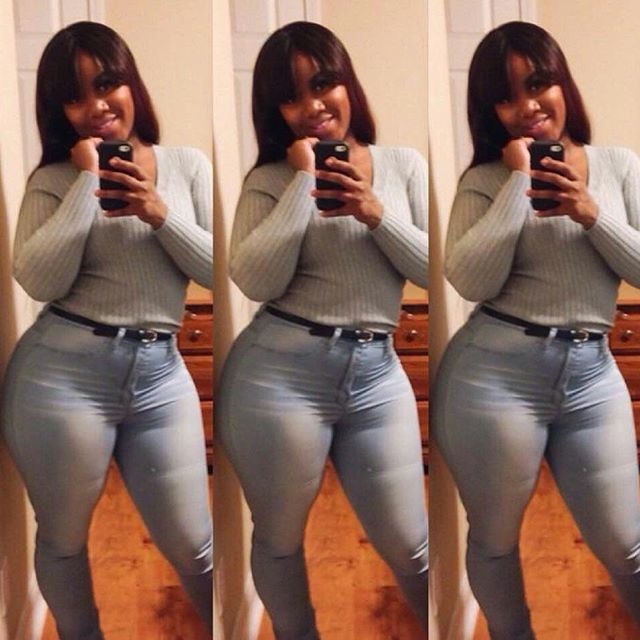 dumptruckthicc:  In those jeans 🍑🍑🍑🍑🍑🍑🍑