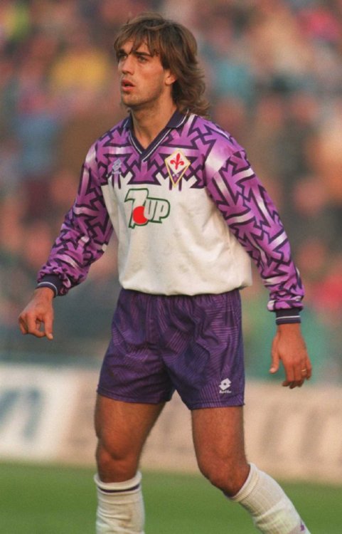 Fiorentina’s swastika kit, 1992.