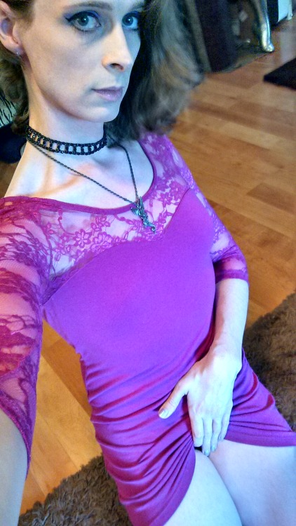 purplesonggirl:  Recovering from an injury, wanted to celebrate!