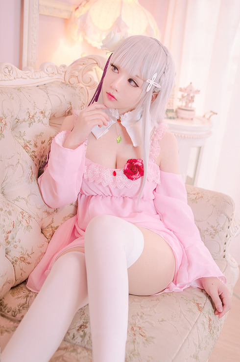 rezerocosplay:    Emilia l   Chihiro 