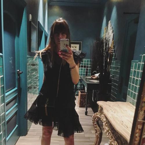 About last night ..selfie #vecoolstyle #isabelmarant (at Coya Miami)