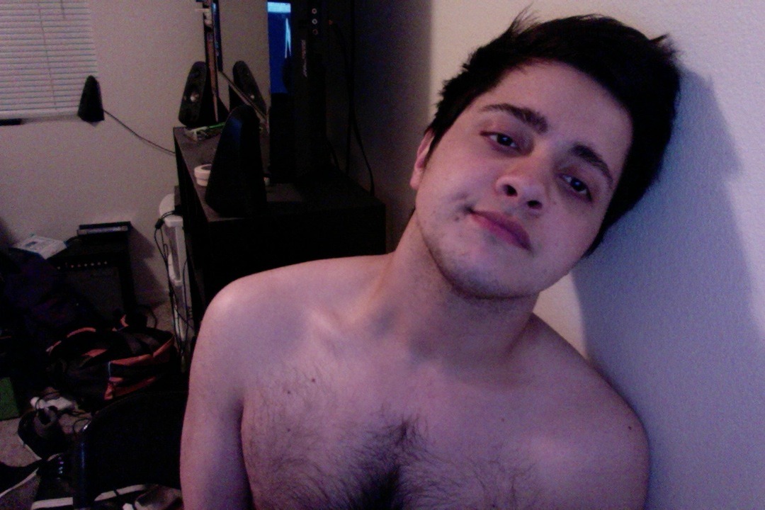fauxnography:  I really need to leave and do my work-out but I really want to sleep