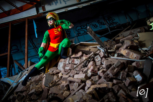 breathless-ness:  Stephanie Brown the 4th Robin.I love everything about this costume :D was so easy to make and very comfortable to wear Costume made and worn by Breathless-ness / DA / FBPhotography by E PhotographyMask by 4th Wall Design 