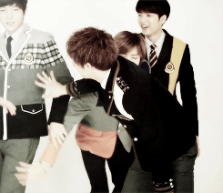 Yibo Please