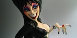 Slbtumblng:  Clxcool:  Gothiccharmschool:  Spookyinc:  Elvira Will Return In Animated