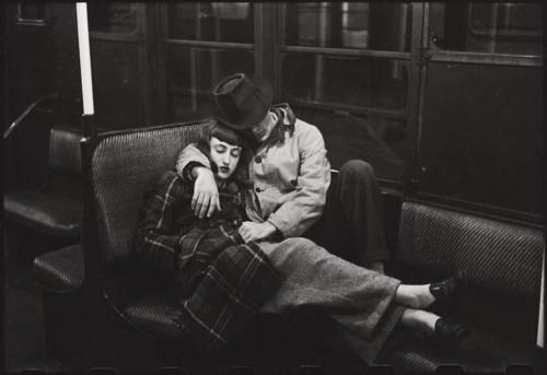 heart-without-art-is-just-he:  Stanley Kubrick, The New York Subway, 1947
