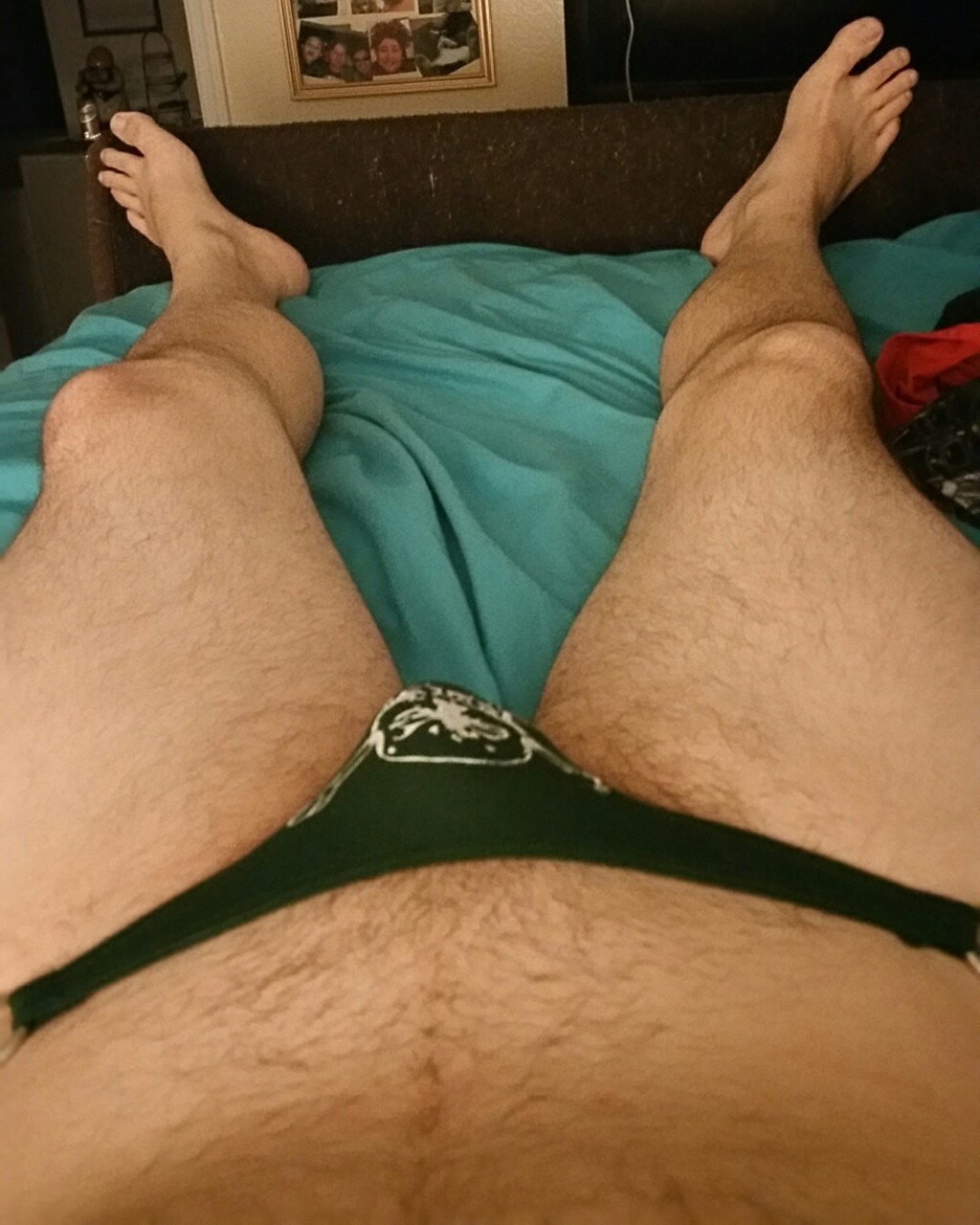 porkchop69yum:  Could use a sub taking care of my feet right now