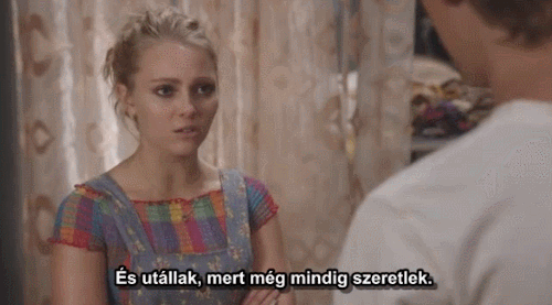 mentsd-meg-a-mehecsket:  The Carrie Diaries 
