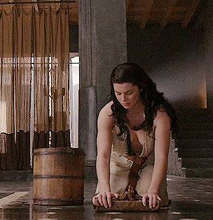 JESSICA GRACE SMITH As DIONAin SPARTACUS: GODS OF THE ARENA (2011)