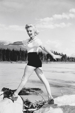 ourmarilynmonroe:  Marilyn Monroe photographed on the set of River of No Return in Canada, 1953.