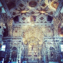 eyesthroughthepublic:  Church of San Francisco… #citytour of #Bahia  This spot was giving me #life such #rich history and explanation of it… Painted with over 300 pounds of gold #Brasil #art #beauty #culture