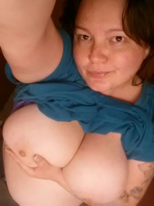 billieaustinbbw:  Getting silly