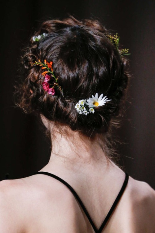 parisfashionhouse: Valentino Spring/Summer 2015 Couture details