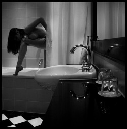 she-wears-bluevelvet:  The preparations begin for a night of sin clean, smooth and scented then filth unrelented!