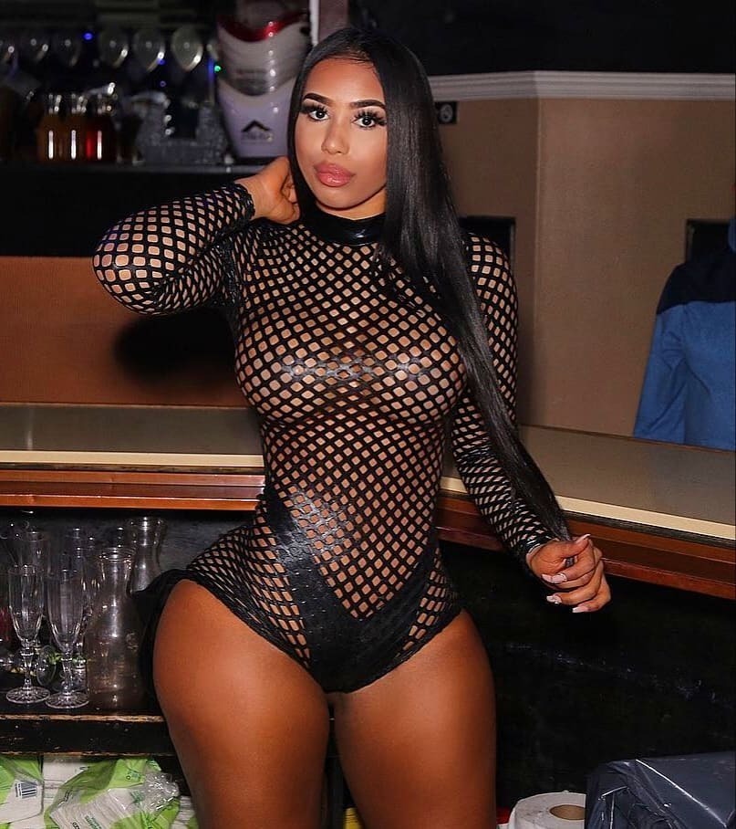 whitebredbbw:  My #1 goal in life To be a bimbo fuck doll for my husband and wealthy