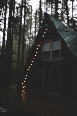 luxuryera:  Home for the holidays. Photographer: