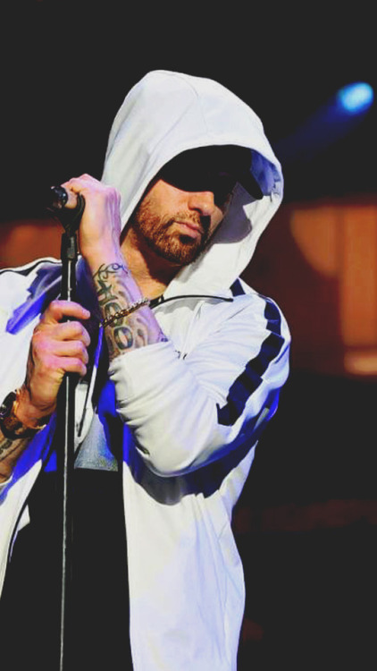 EMINEM | HYPESCREENS | INSTAGRAMLIKE//REBLOG IF USE ONE