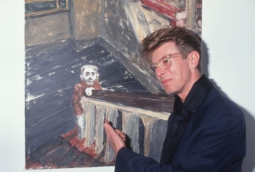 lady-stardust-rv:  David Bowie and his painting during Eduard Nakhamkin Fine Arts Gallery Benefiting
