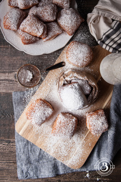 deliciousanddivine:  guardians-of-the-food:Buttermilk and Beer Beignets I think these are right up your alley @a-most-patient-wolf!  Saturdays are made for donuts.