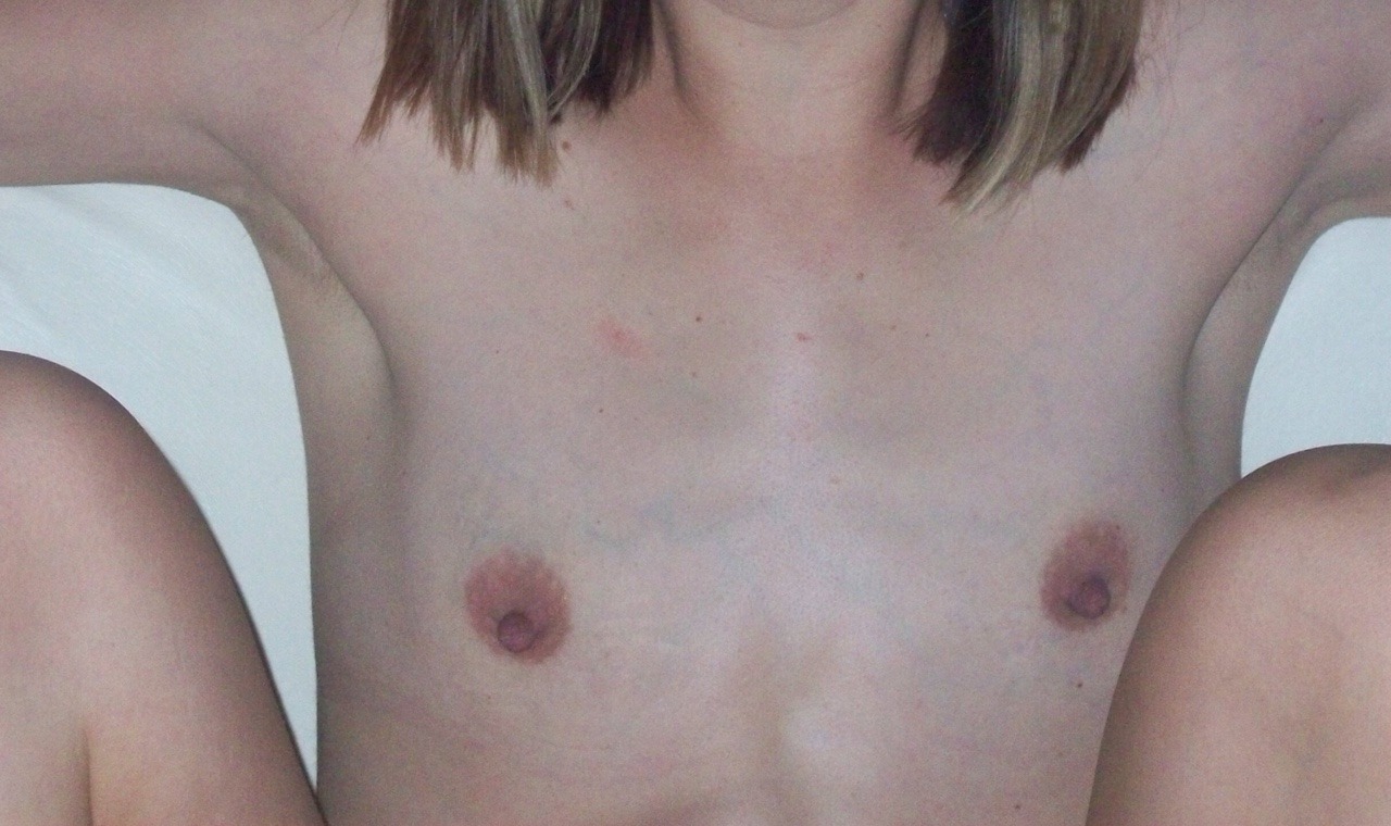 cummywife:  Cum pleasure my wife while I watch!yummy submit