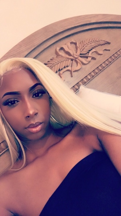dyamondb96: ‍♀️Cardi B. lil sister TELL ME SHE AINT TOP KNOTCH