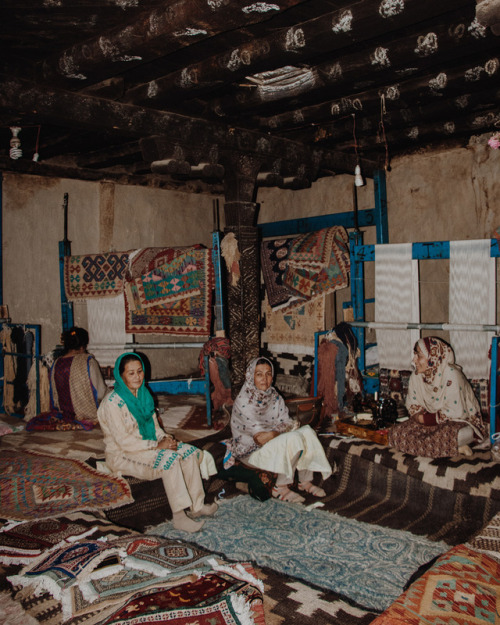 aabbiidd:   Old House Gulmit is believed to be over 350 years old. The  traditional house stands as a symbol of the ancient Wakhi culture. The  house has now been turned into a carpet weaving center where women  artisans make beautiful carpets from goat,