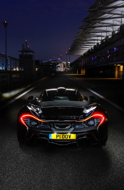 automotivated:McLaren P1 - Yas Marina, Abu