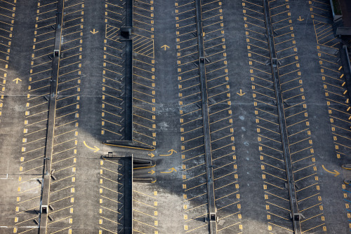 Superdome Parking DeckNew Orleans, LA 2011© Alex S. MacLean / Landslides Aerial Photography / h