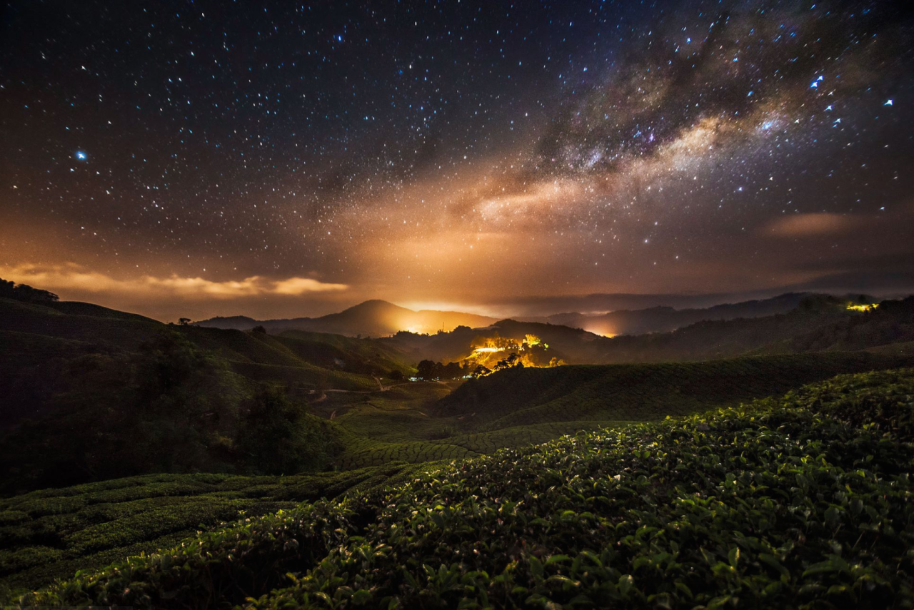 nubbsgalore:photos from indonesia’s mount bromo and malaysia’s mount kinabalu