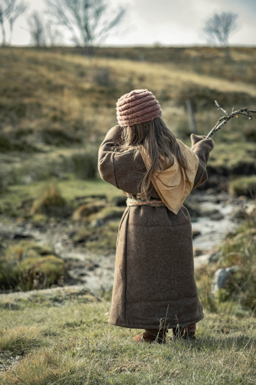 Daily life of VikingsPicture by Sebastien “Myskia” Dusart(Association viking de reconstitution histo