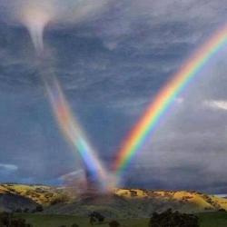 sonicki777:  A tornado sucking in a rainbow