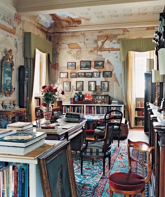 nadaemam:  ♥️ „ #Bookish_Spaces   Source: Pinterest
