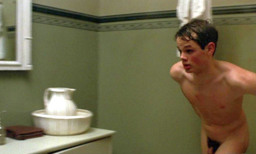 nudialcinema:  Marco Hofschneider nudo in “Europa Europa” (1990) 