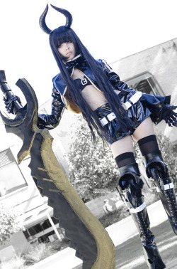 hotcosplaygirl:  Cosplay girlCosplay girl